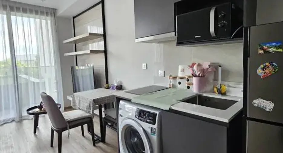 Condo en alquiler y en venta de 1 habitaciones en Bang Lamung, Chonburi
