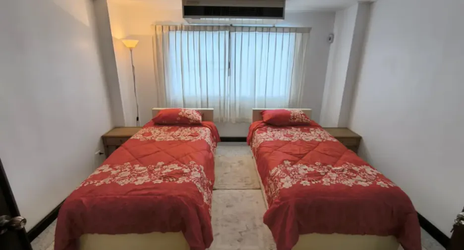 À vendre 2 chambres condo à Na Jomtien, Pattaya