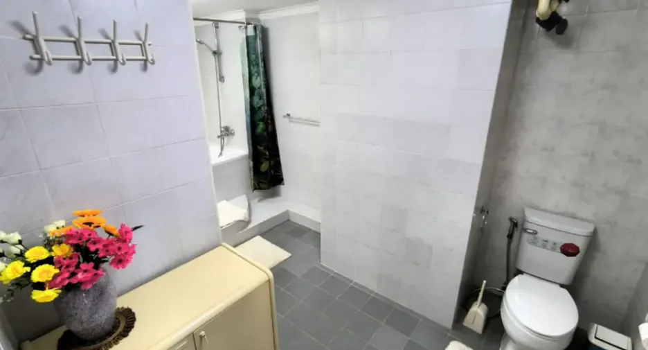 À vendre 2 chambres condo à Na Jomtien, Pattaya