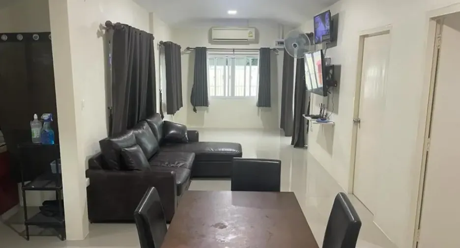 Продажа 2 спальни дом в Huay Yai, Паттайя