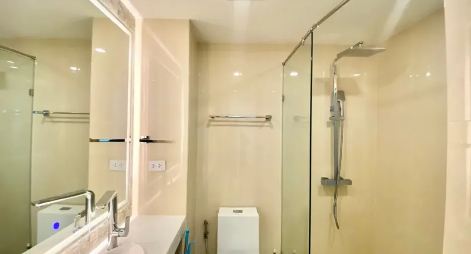 À vendre 1 chambre condo à Bang Lamung, Chonburi