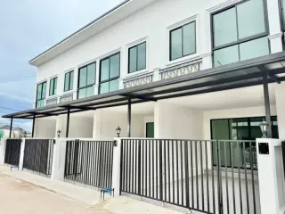 出售 2 卧室 独立屋 在 Bang Lamung, Chon Buri