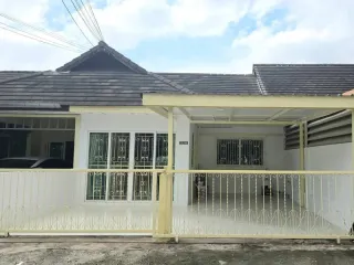 出售 2 卧室 独立屋 在 Bang Lamung, Chon Buri