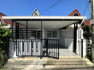 Casa en venta de 2 habitaciones en Bang Lamung, Chonburi