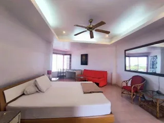 Продажа 2 спальни кондо в Na Jomtien, Паттайя