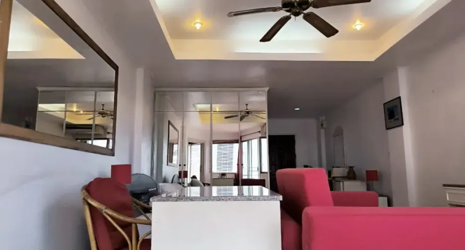 Продажа 2 спальни кондо в Na Jomtien, Паттайя