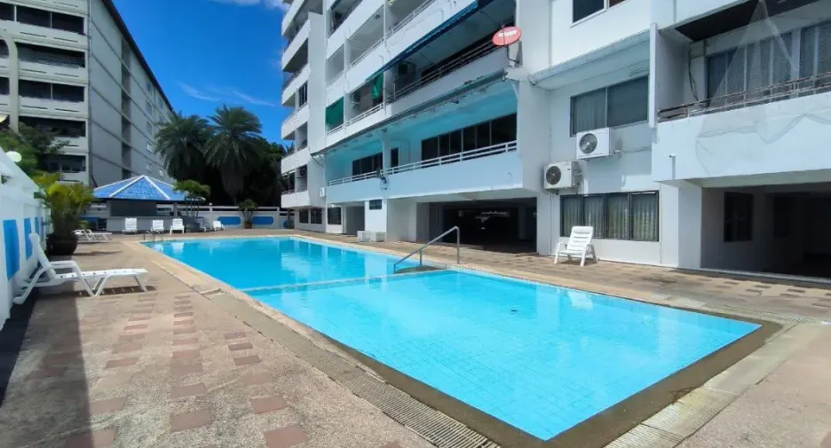 Продажа 2 спальни кондо в Na Jomtien, Паттайя