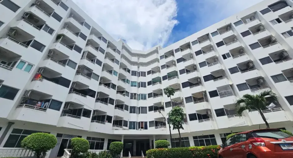 Продажа 2 спальни кондо в Na Jomtien, Паттайя