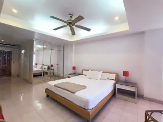 Продажа 2 спальни кондо в Na Jomtien, Паттайя