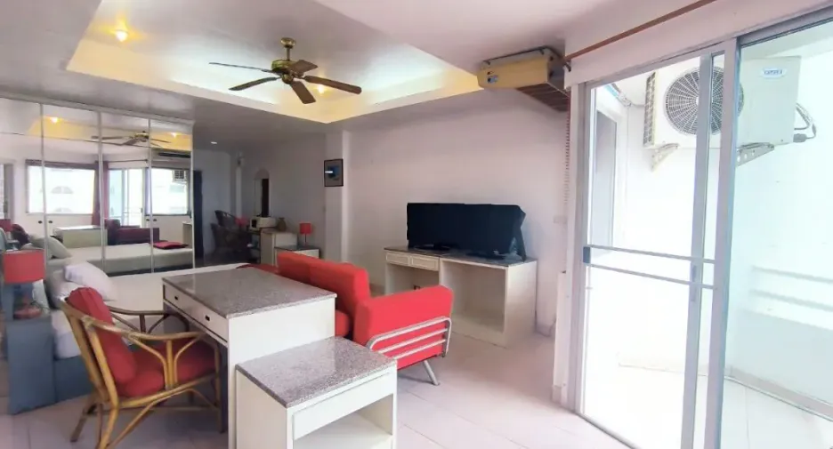 Продажа 2 спальни кондо в Na Jomtien, Паттайя