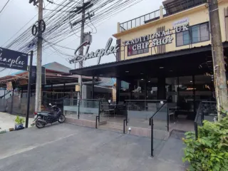 À louer et à vendre local commercial à Bang Lamung, Chonburi
