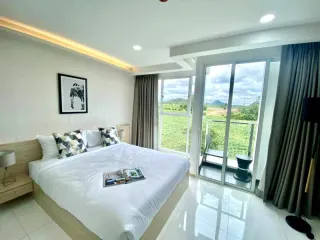 For sale 1 Beds condo in Bang Saray, Pattaya