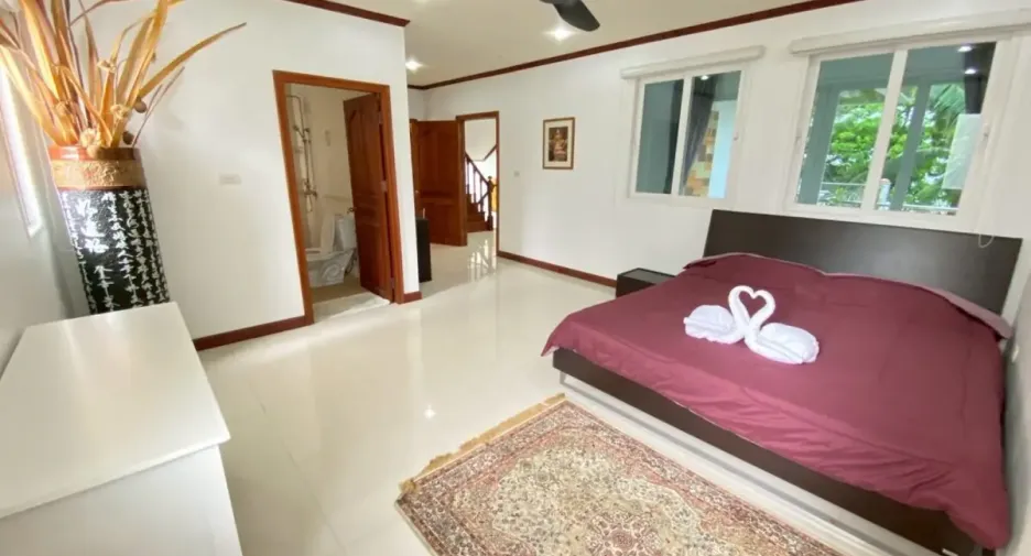 For rent 4 bedrooms house in Jomtien, Pattaya