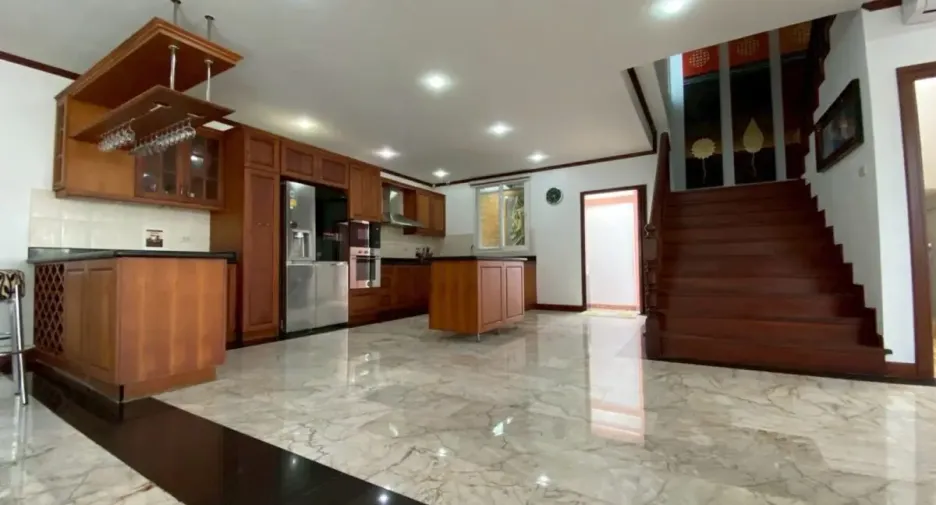 For rent 4 bedrooms house in Jomtien, Pattaya