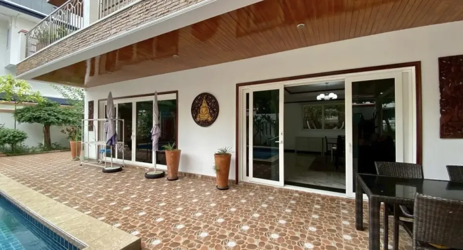 For rent 4 bedrooms house in Jomtien, Pattaya