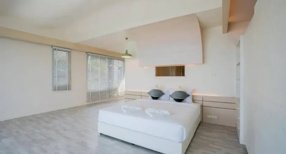 For rent 4 bedrooms house in North Pattaya, Pattaya
