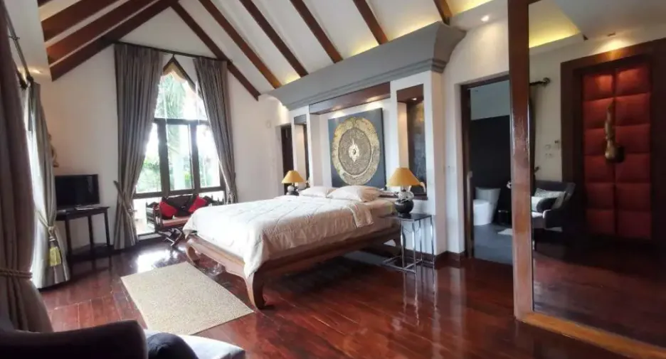 For rent 4 bedrooms house in Bang Lamung, Chonburi
