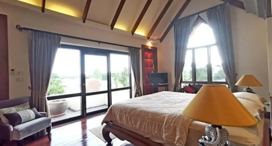 For rent 4 bedrooms house in Bang Lamung, Chonburi