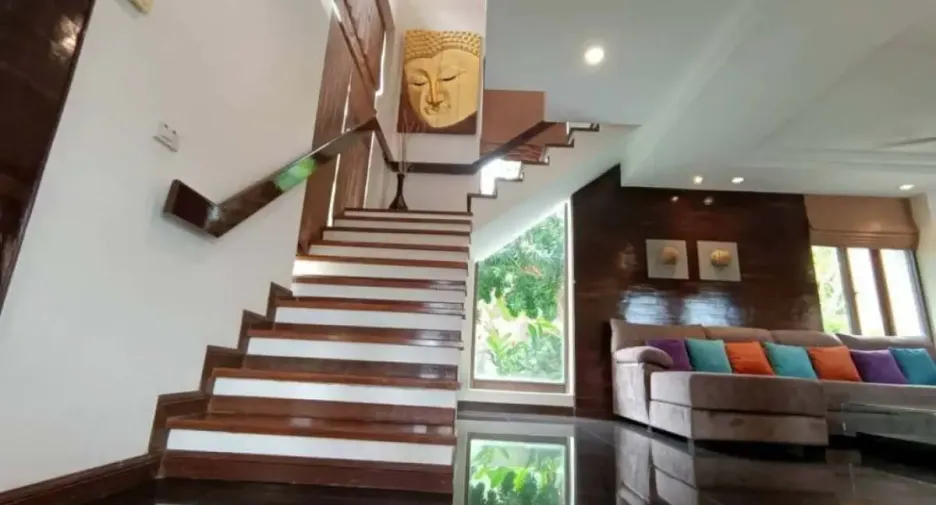 For rent 4 bedrooms house in Bang Lamung, Chonburi