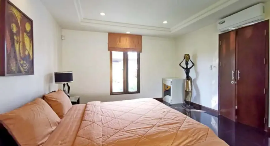 For rent 4 bedrooms house in Bang Lamung, Chonburi