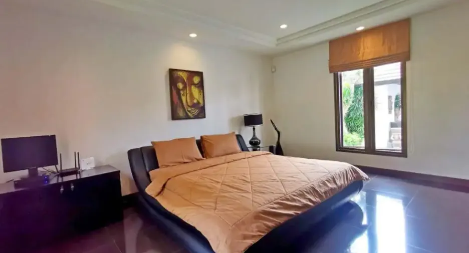 For rent 4 bedrooms house in Bang Lamung, Chonburi