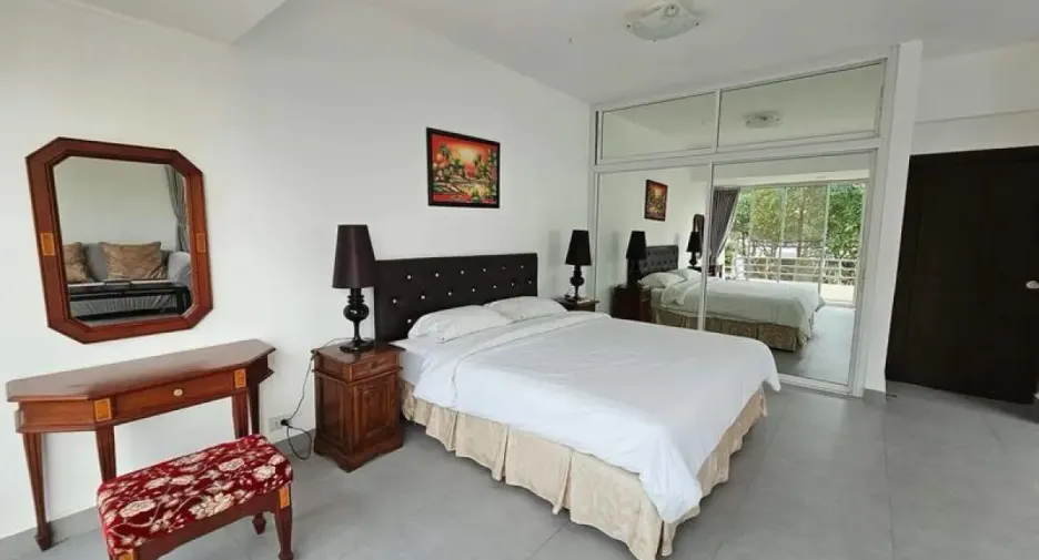 ขาย 4 ห้องนอน บ้านเดี่ยว ใน จอมเทียน, พัทยา