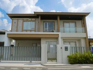 For rent 4 bedrooms house in Bang Lamung, Chonburi