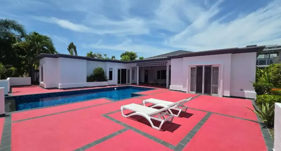 For rent 4 bedrooms house in Bang Lamung, Chonburi