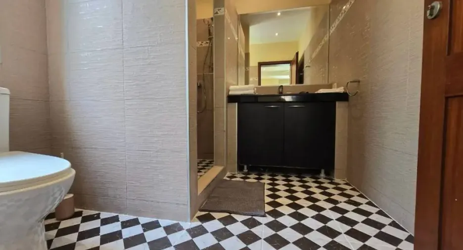 For rent 4 bedrooms house in Bang Lamung, Chonburi