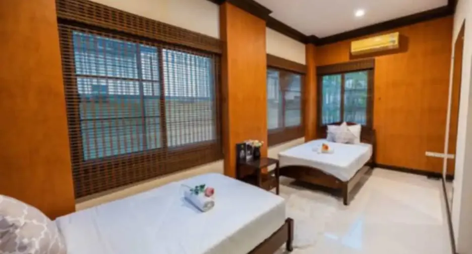 Haus zur Miete mit 4 Zimmer in Bang Lamung, Chonburi