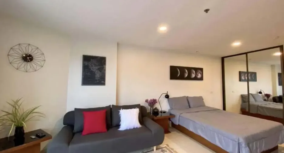 Haus zur Miete mit 4 Zimmer in Bang Lamung, Chonburi