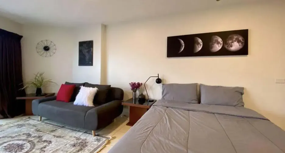Haus zur Miete mit 4 Zimmer in Bang Lamung, Chonburi