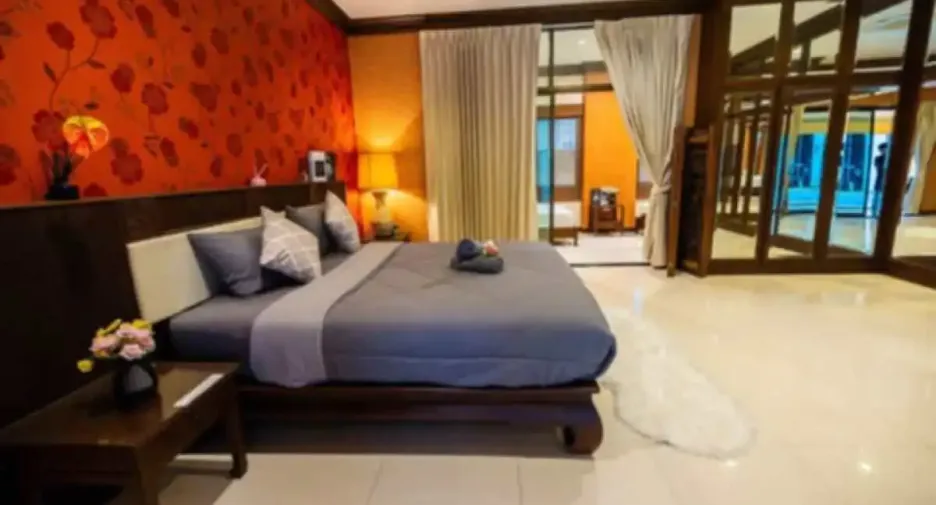 Haus zur Miete mit 4 Zimmer in Bang Lamung, Chonburi
