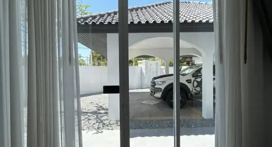 For rent 4 bedrooms house in Bang Lamung, Chonburi