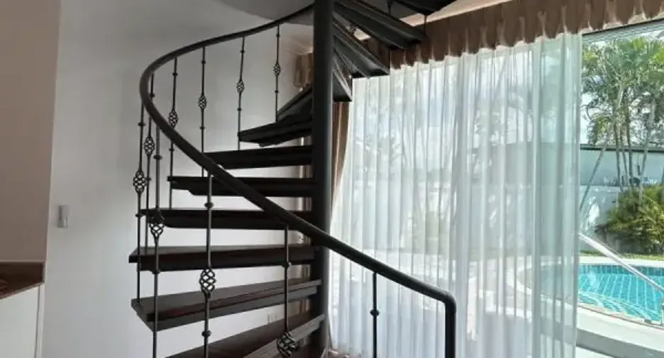 For rent 4 bedrooms house in Bang Lamung, Chonburi
