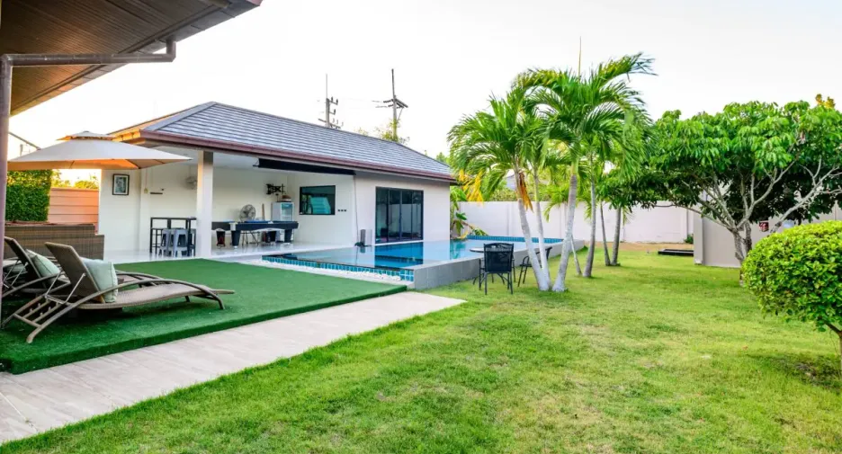 For rent 3 bedrooms house in Huay Yai, Pattaya