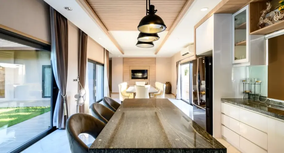 For rent 3 bedrooms house in Huay Yai, Pattaya