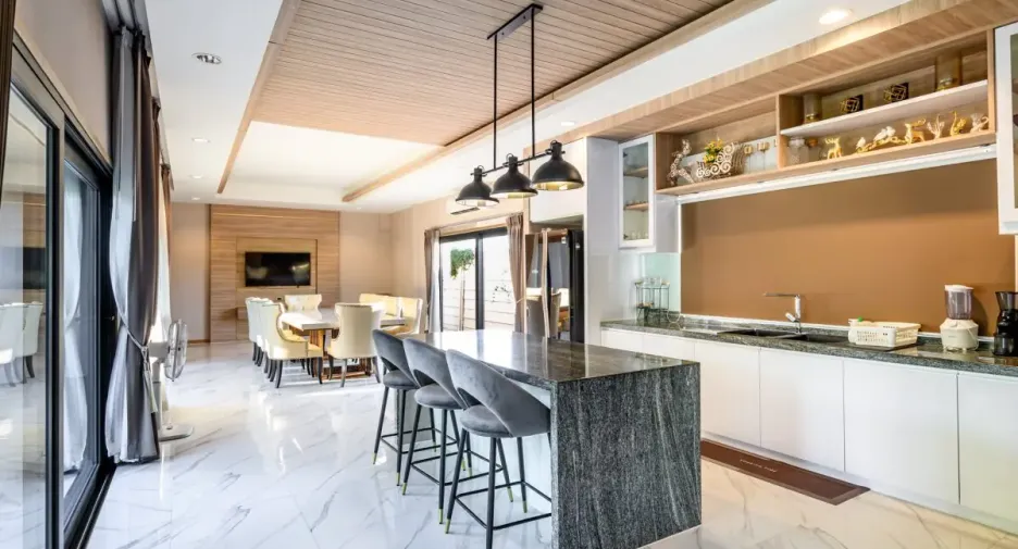 For rent 3 bedrooms house in Huay Yai, Pattaya
