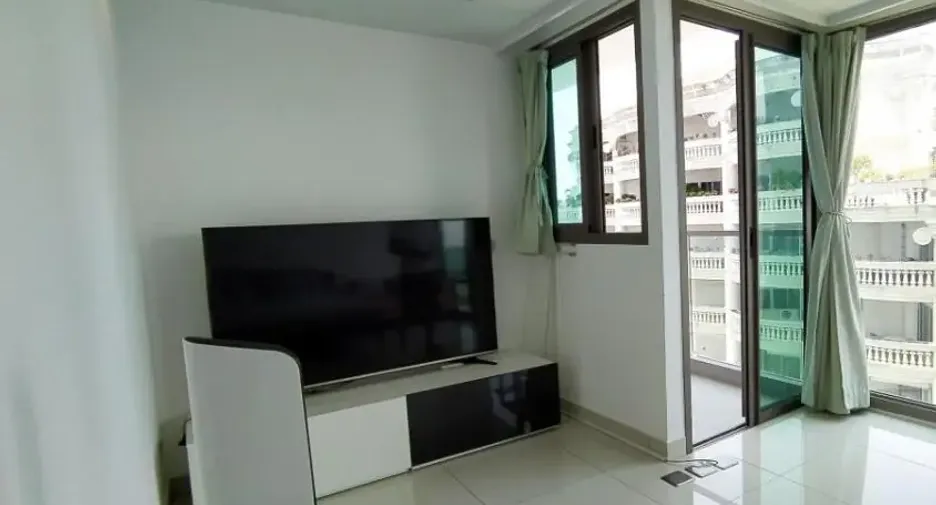 For rent 3 ベッドルーム condo in Bang Lamung, Chonburi