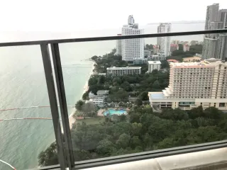 For rent 3 bedrooms condo in Bang Lamung, Chonburi