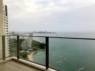 For rent 3 bedrooms condo in Bang Lamung, Chonburi