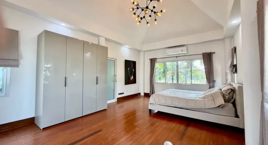 For rent 4 bedrooms house in Bang Lamung, Chonburi