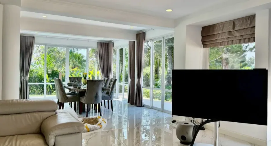 For rent 4 bedrooms house in Bang Lamung, Chonburi