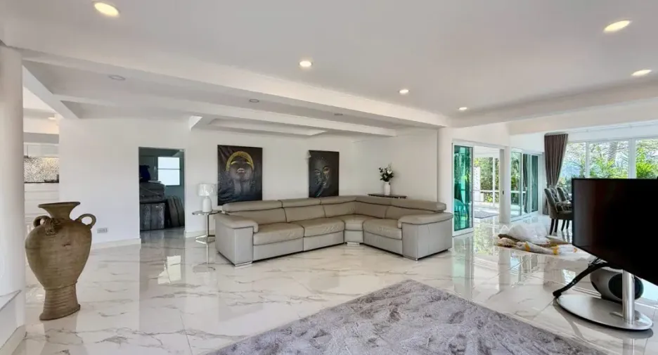 For rent 4 bedrooms house in Bang Lamung, Chonburi