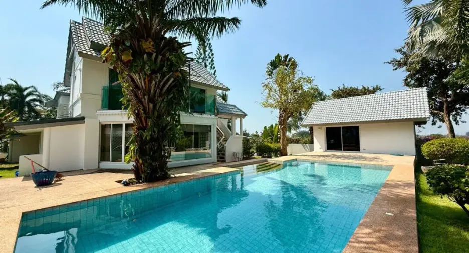 For rent 4 bedrooms house in Bang Lamung, Chonburi