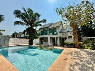 For rent 4 bedrooms house in Bang Lamung, Chonburi