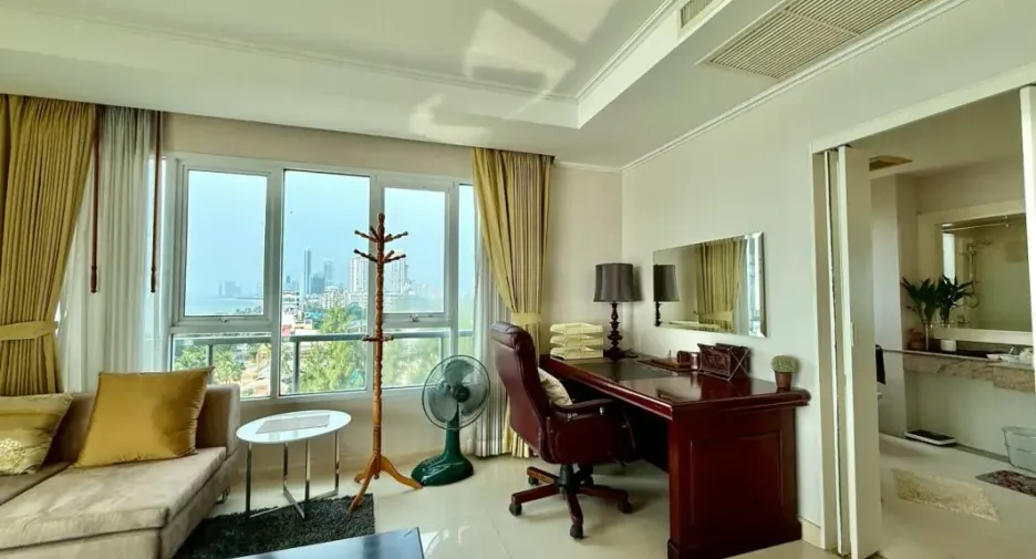 For rent 2 bedrooms condo in Na Jomtien, Pattaya