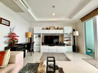 For rent 2 bedrooms condo in Na Jomtien, Pattaya