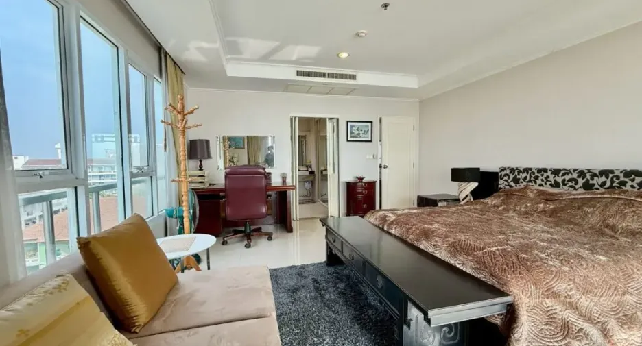 For rent 2 bedrooms condo in Na Jomtien, Pattaya