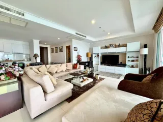 For rent 2 bedrooms condo in Na Jomtien, Pattaya